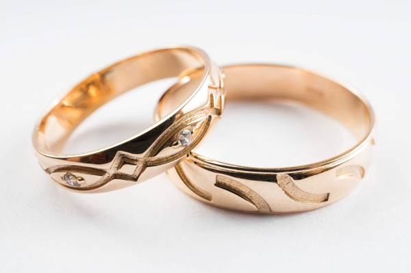 왜 결혼 반지를 벗으면 안 되나요? 